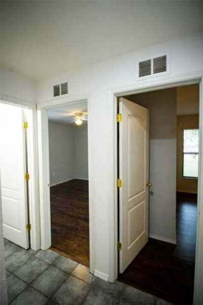 Home For Sale in Lakeland, Florida