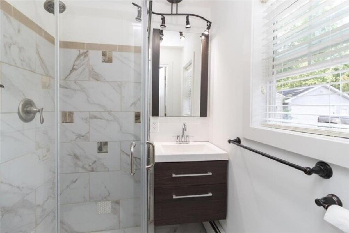 Picture of Home For Sale in Plymouth, Minnesota, United States