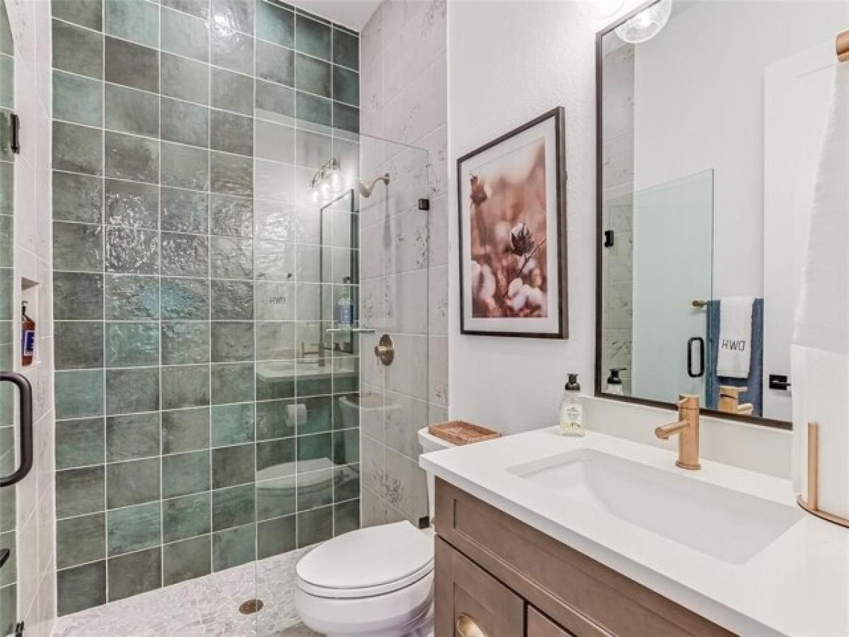 Picture of Home For Sale in San Marcos, Texas, United States