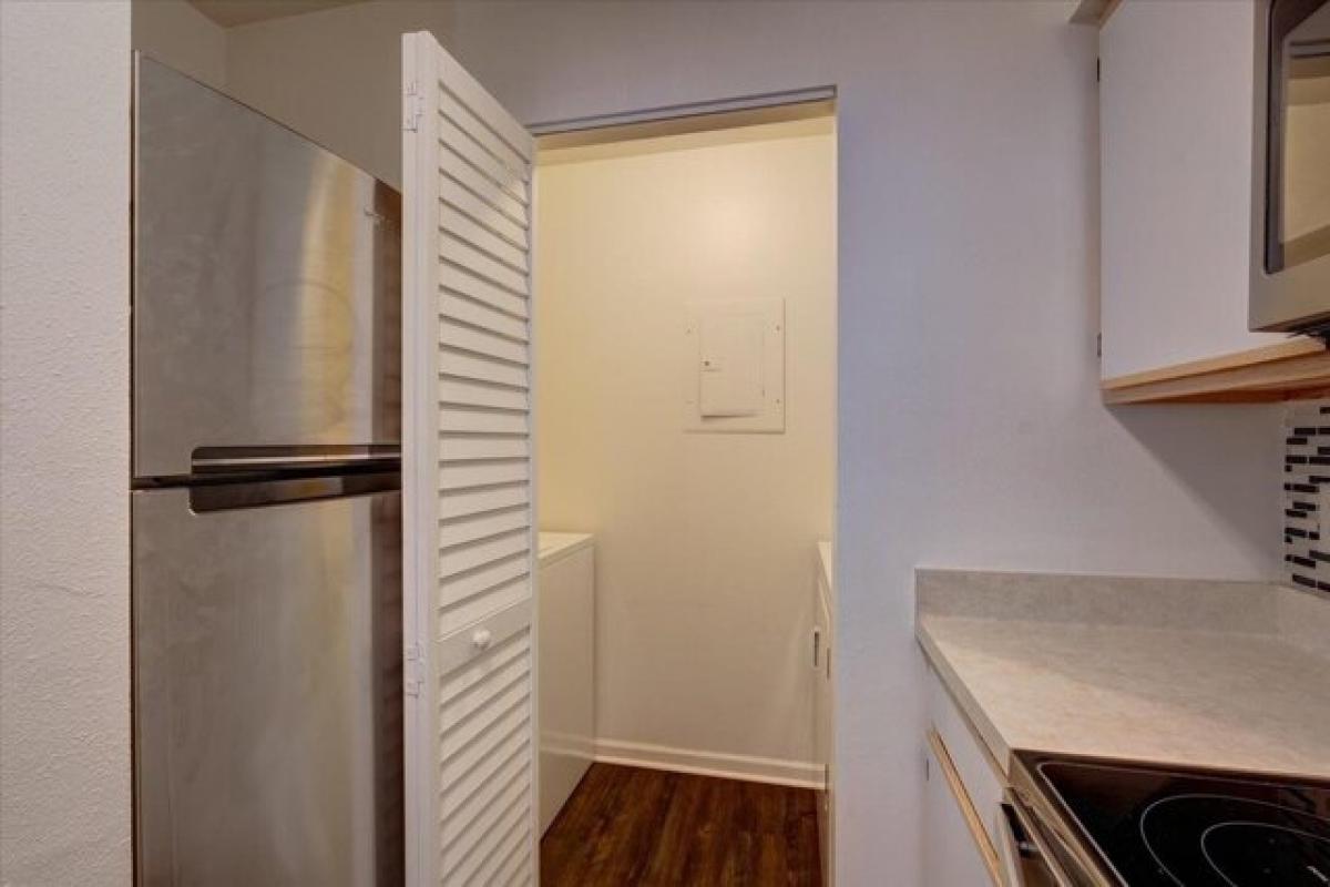 Picture of Home For Sale in Madison, Wisconsin, United States