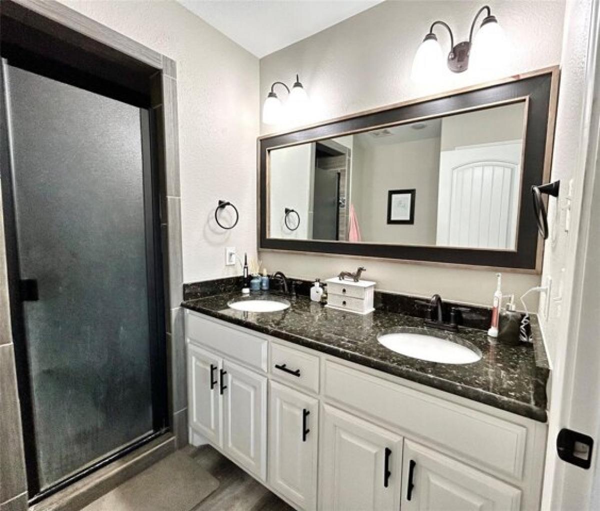 Picture of Home For Sale in Decatur, Texas, United States