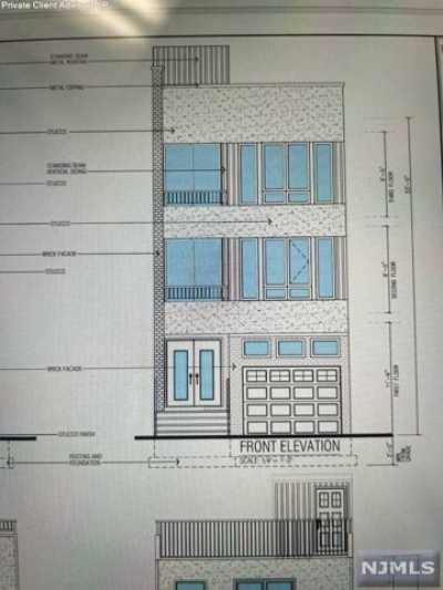 Home For Sale in Newark, New Jersey