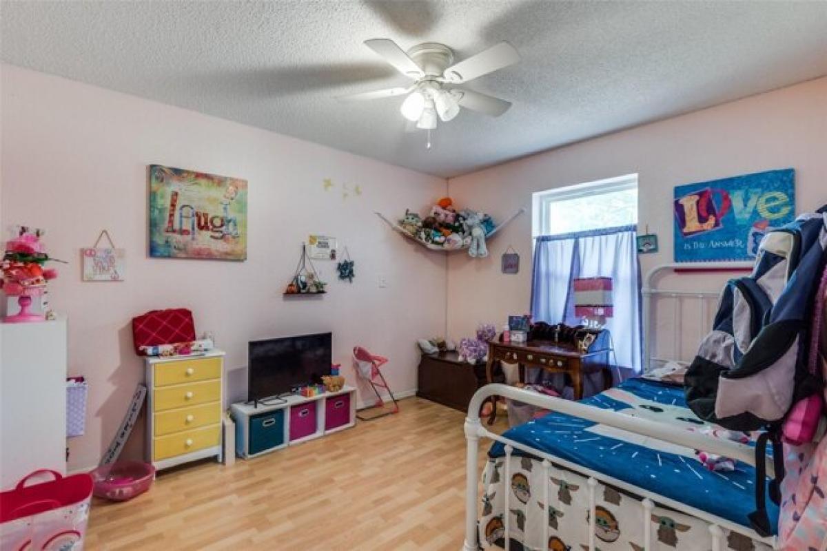 Picture of Home For Sale in Waxahachie, Texas, United States