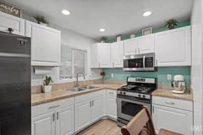 Home For Sale in Bakersfield, California