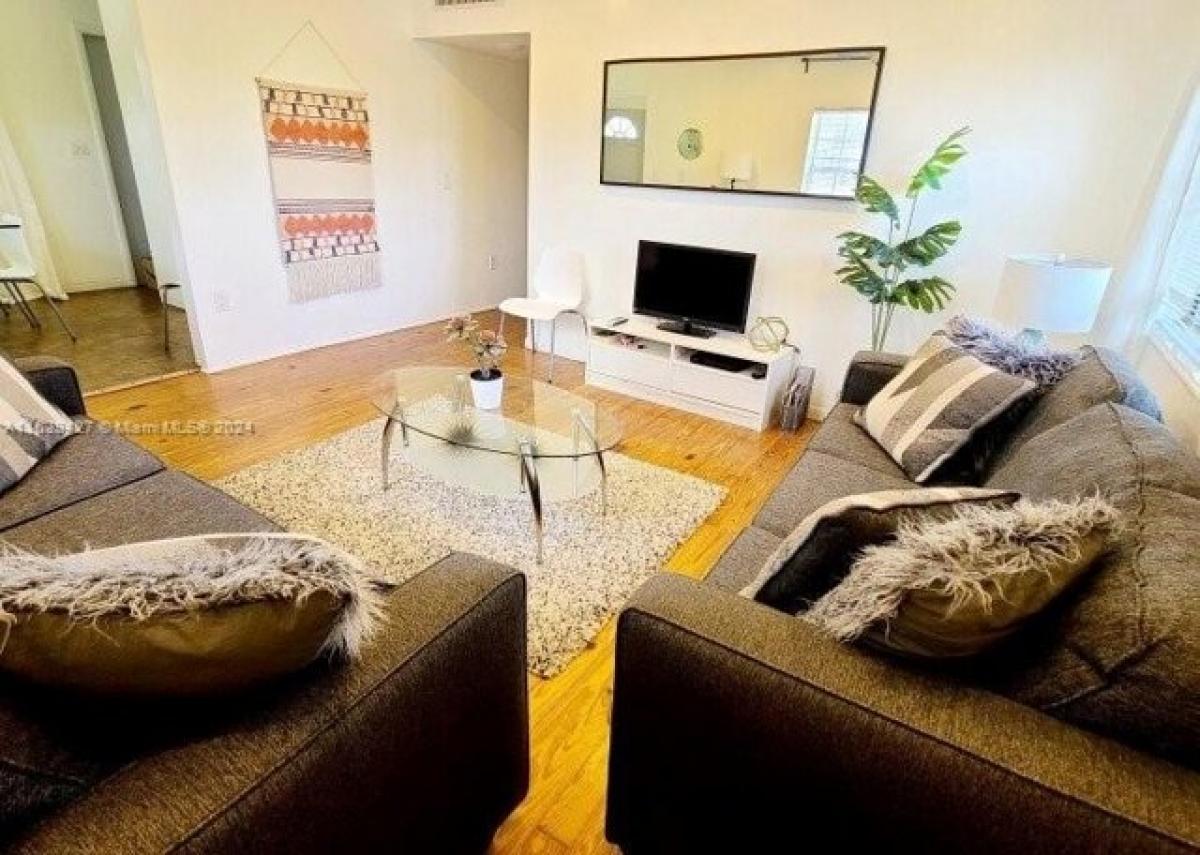 Picture of Apartment For Rent in Miami Beach, Florida, United States
