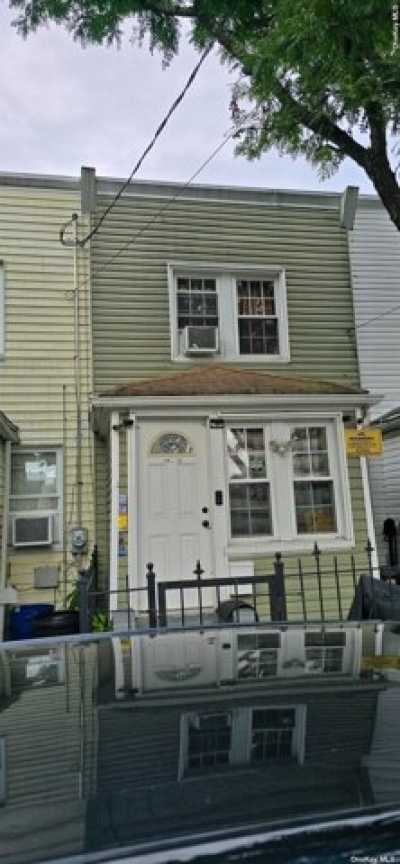 Home For Sale in Jamaica, New York