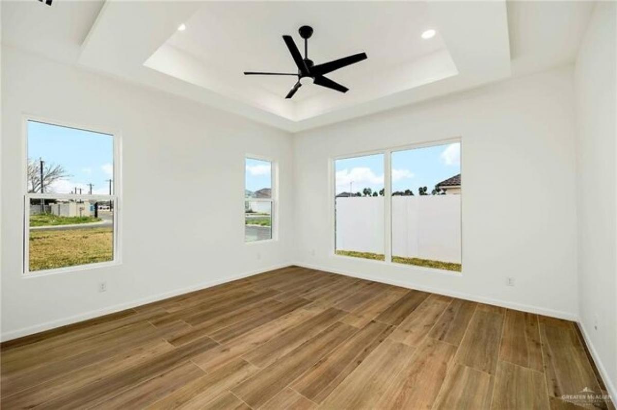 Picture of Home For Sale in Edinburg, Texas, United States