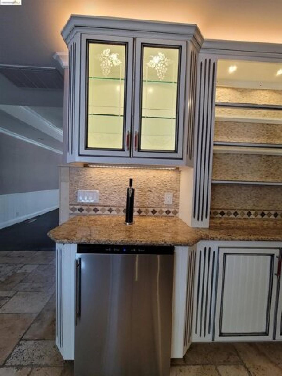 Picture of Home For Sale in Concord, California, United States