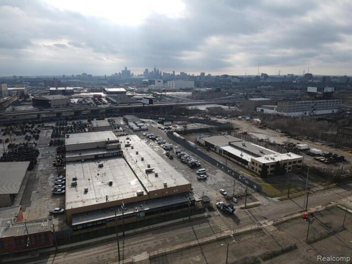 Picture of Residential Land For Sale in Detroit, Michigan, United States