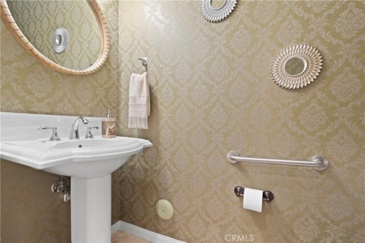 Picture of Home For Sale in Yorba Linda, California, United States