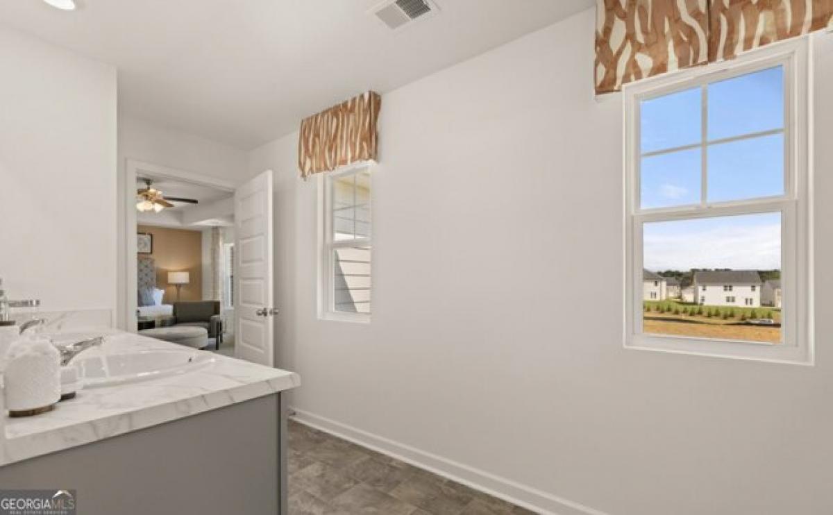 Picture of Home For Sale in Lithonia, Georgia, United States