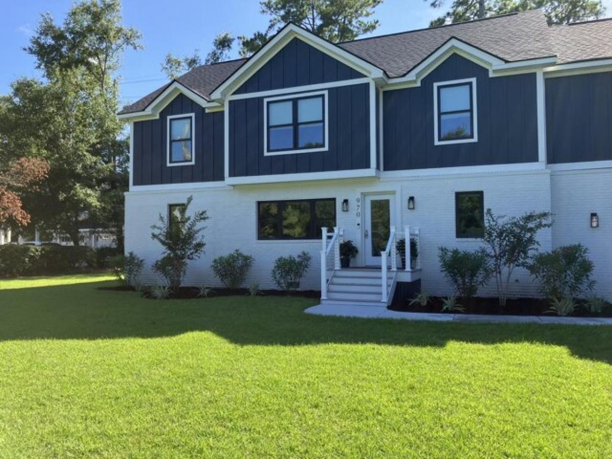 Picture of Home For Sale in Mount Pleasant, South Carolina, United States