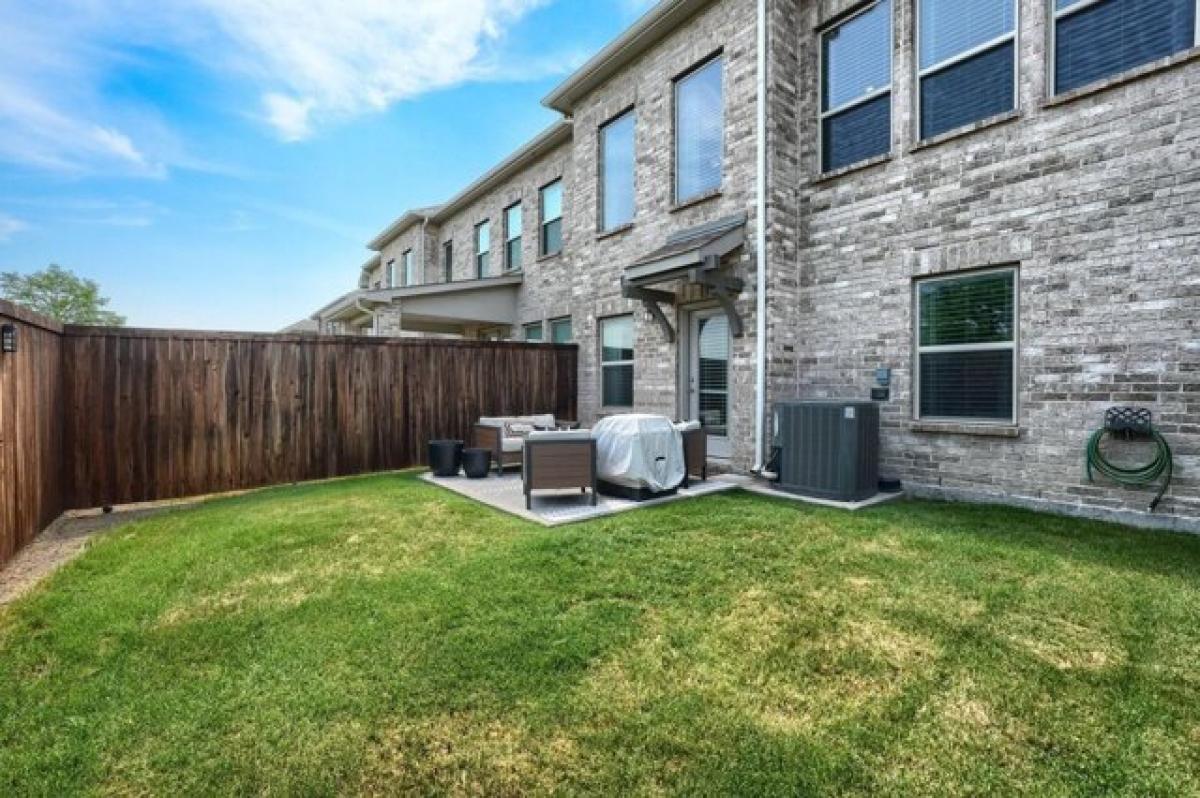 Picture of Home For Sale in The Colony, Texas, United States