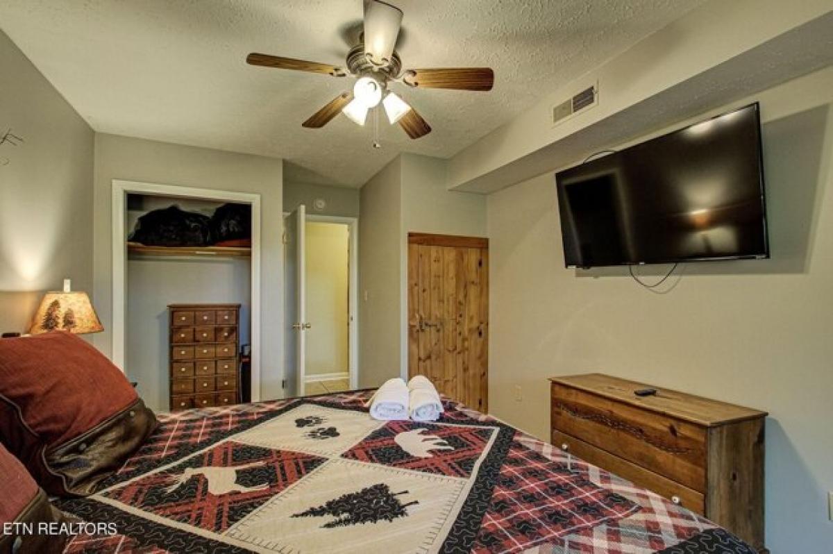 Picture of Home For Sale in Sevierville, Tennessee, United States