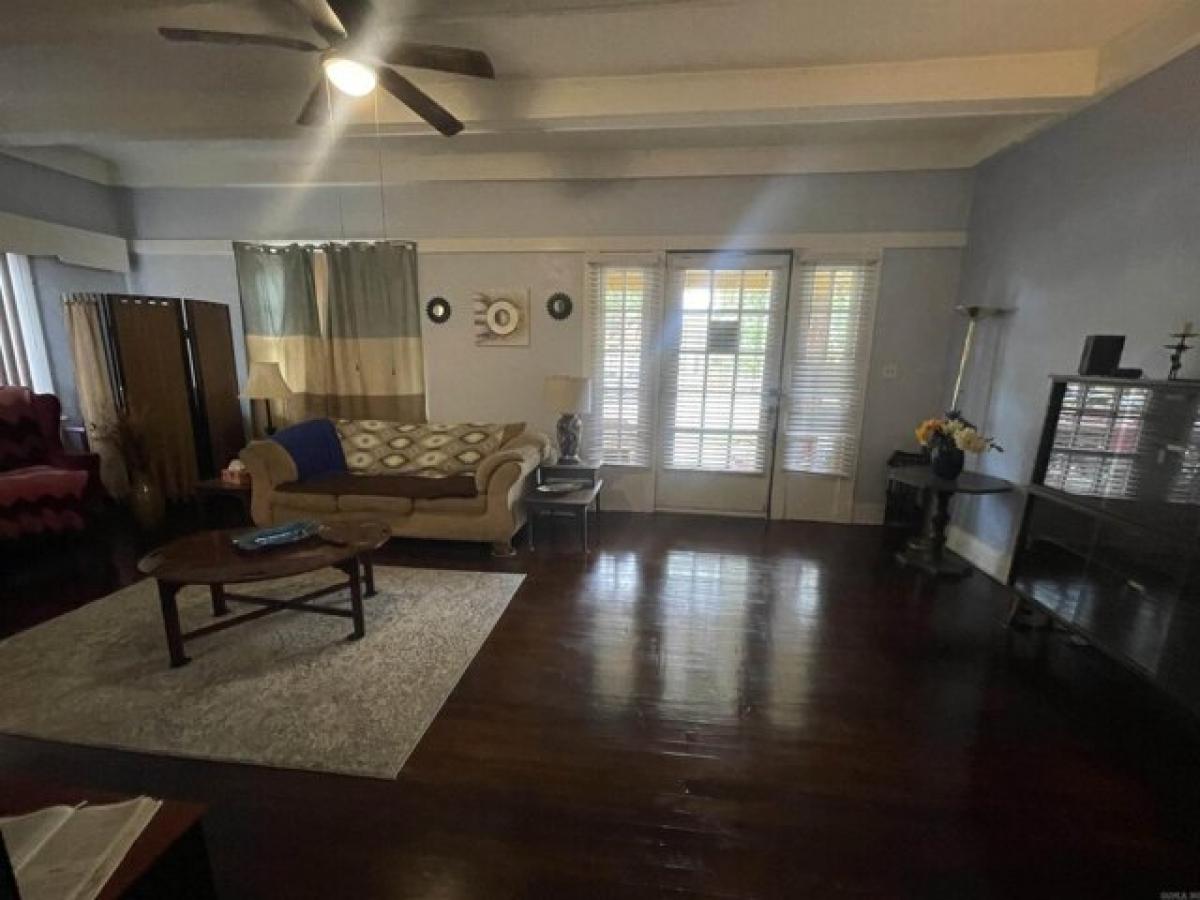 Picture of Home For Sale in Little Rock, Arkansas, United States