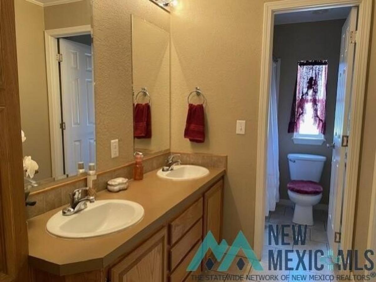 Picture of Home For Sale in Roswell, New Mexico, United States