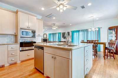 Home For Sale in Crystal Beach, Texas