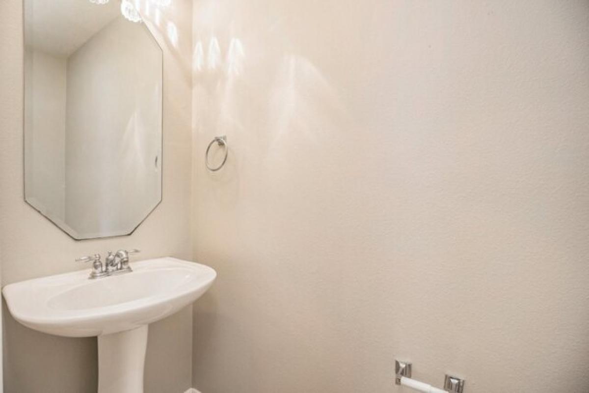 Picture of Home For Sale in Spring, Texas, United States