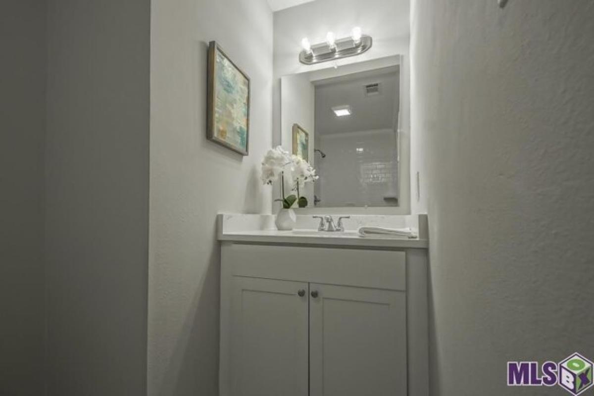 Picture of Home For Sale in Baton Rouge, Louisiana, United States