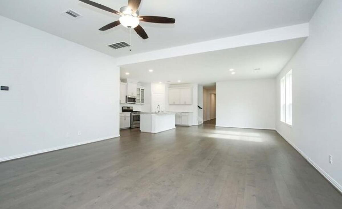 Picture of Home For Sale in Sugar Land, Texas, United States