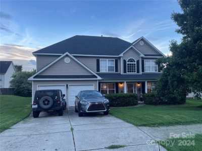 Home For Sale in Mooresville, North Carolina