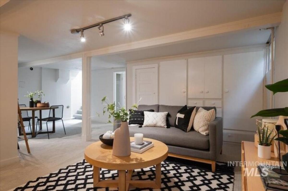 Picture of Home For Sale in Boise, Idaho, United States