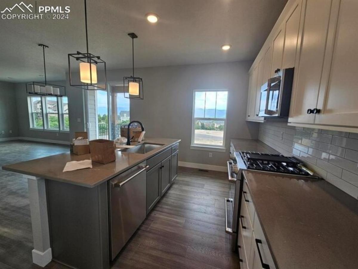 Picture of Home For Sale in Monument, Colorado, United States