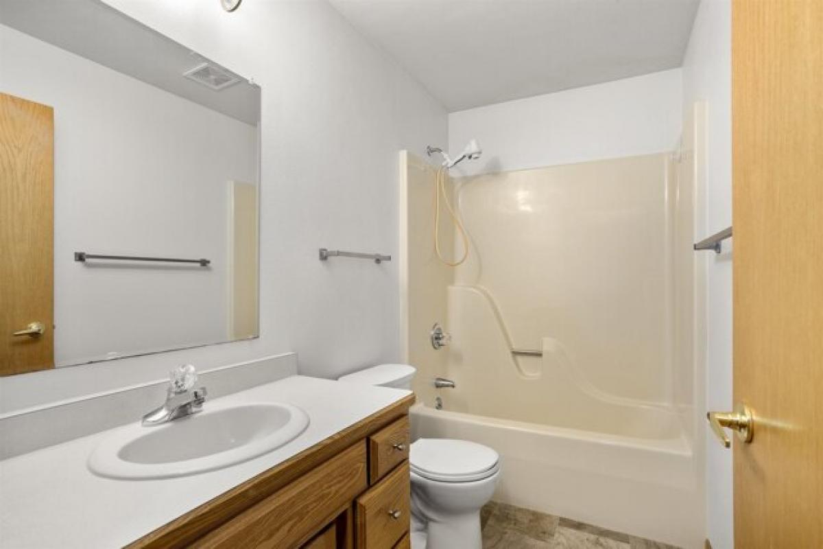 Picture of Home For Sale in Appleton, Wisconsin, United States