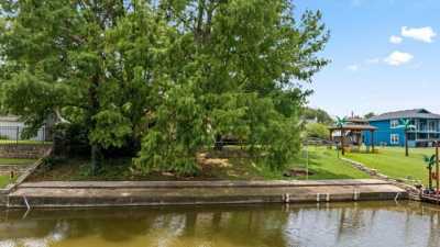 Home For Sale in Granbury, Texas