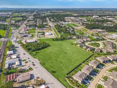 Residential Land For Sale in Pearland, Texas