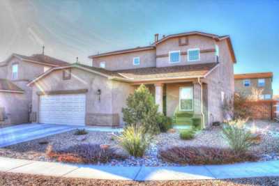 Home For Sale in Los Lunas, New Mexico