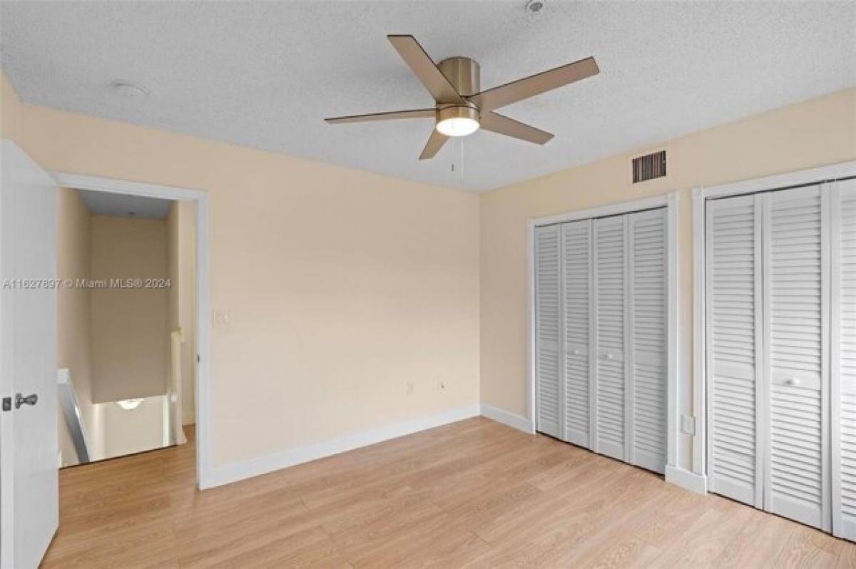 Picture of Home For Sale in Weston, Florida, United States