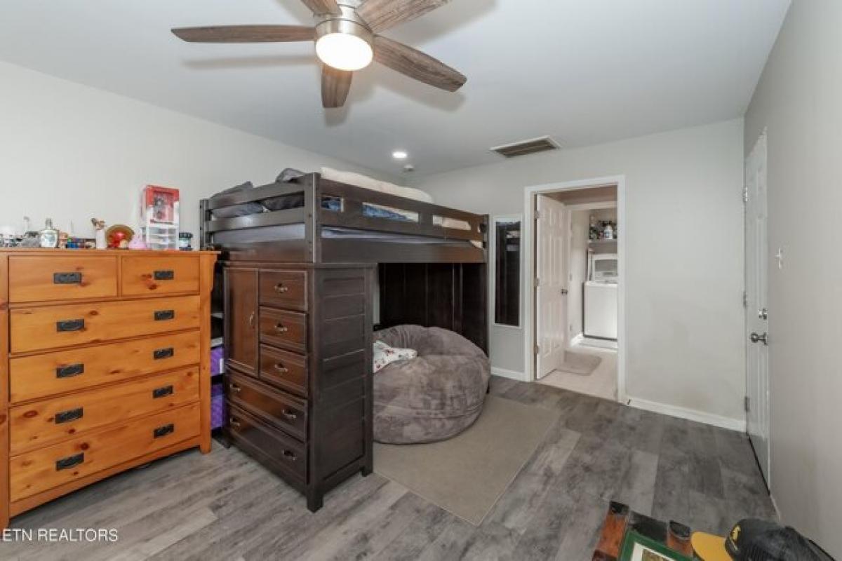 Picture of Home For Sale in Knoxville, Tennessee, United States