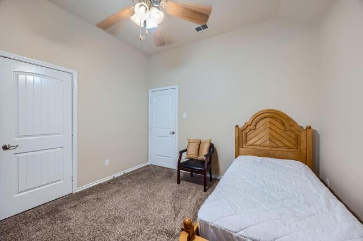 Picture of Home For Sale in Denton, Texas, United States