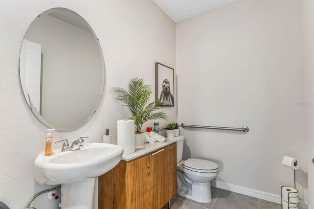 Picture of Home For Sale in Winter Haven, Florida, United States