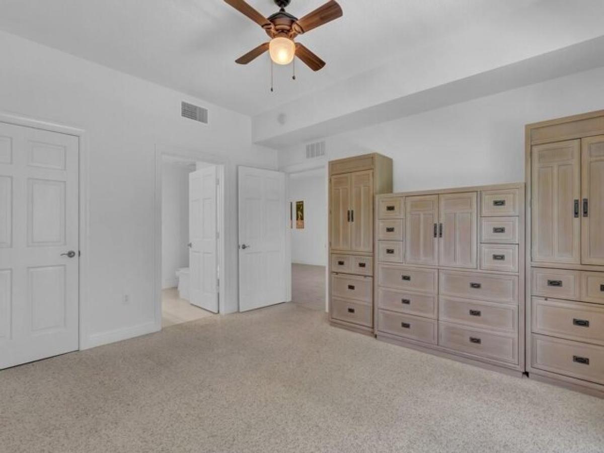 Picture of Home For Sale in Vero Beach, Florida, United States