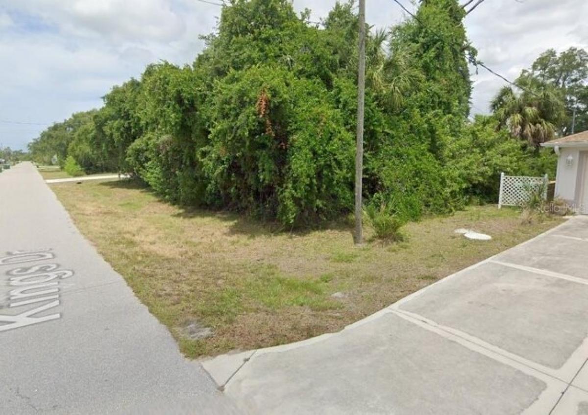 Picture of Residential Land For Sale in Rotonda West, Florida, United States