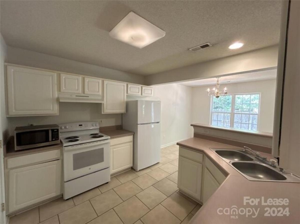 Picture of Home For Rent in Charlotte, North Carolina, United States