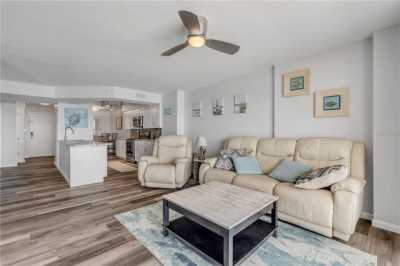 Home For Sale in Ormond Beach, Florida