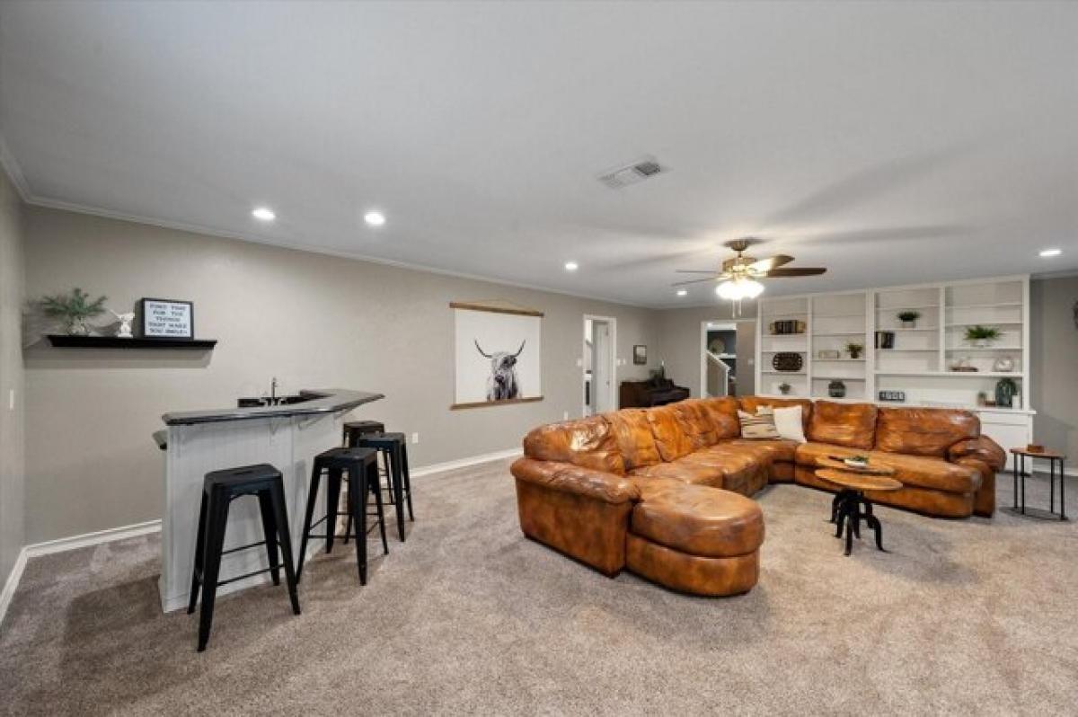 Picture of Home For Sale in Arlington, Texas, United States