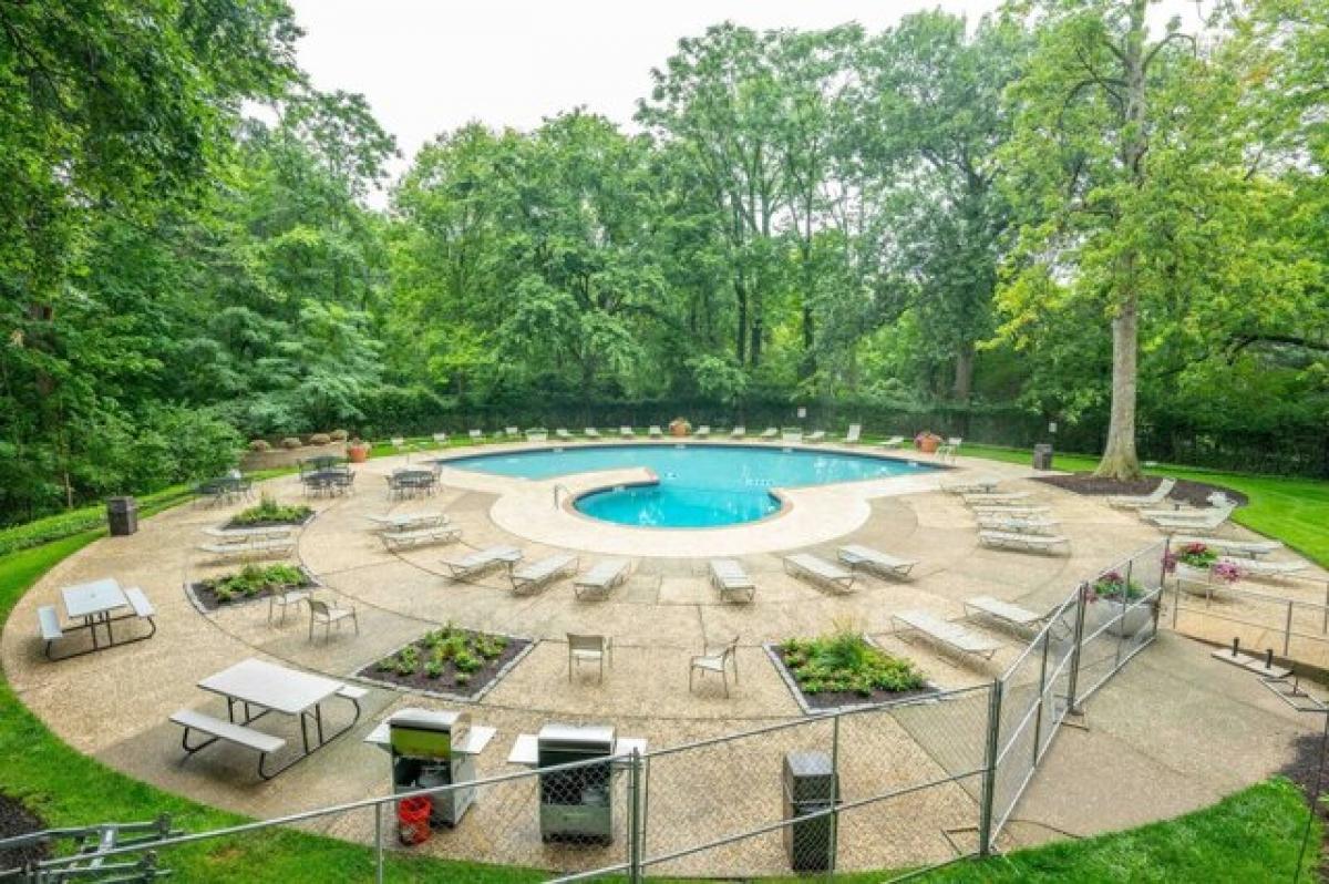 Picture of Home For Sale in Cincinnati, Ohio, United States