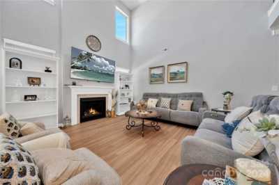 Home For Sale in Mooresville, North Carolina