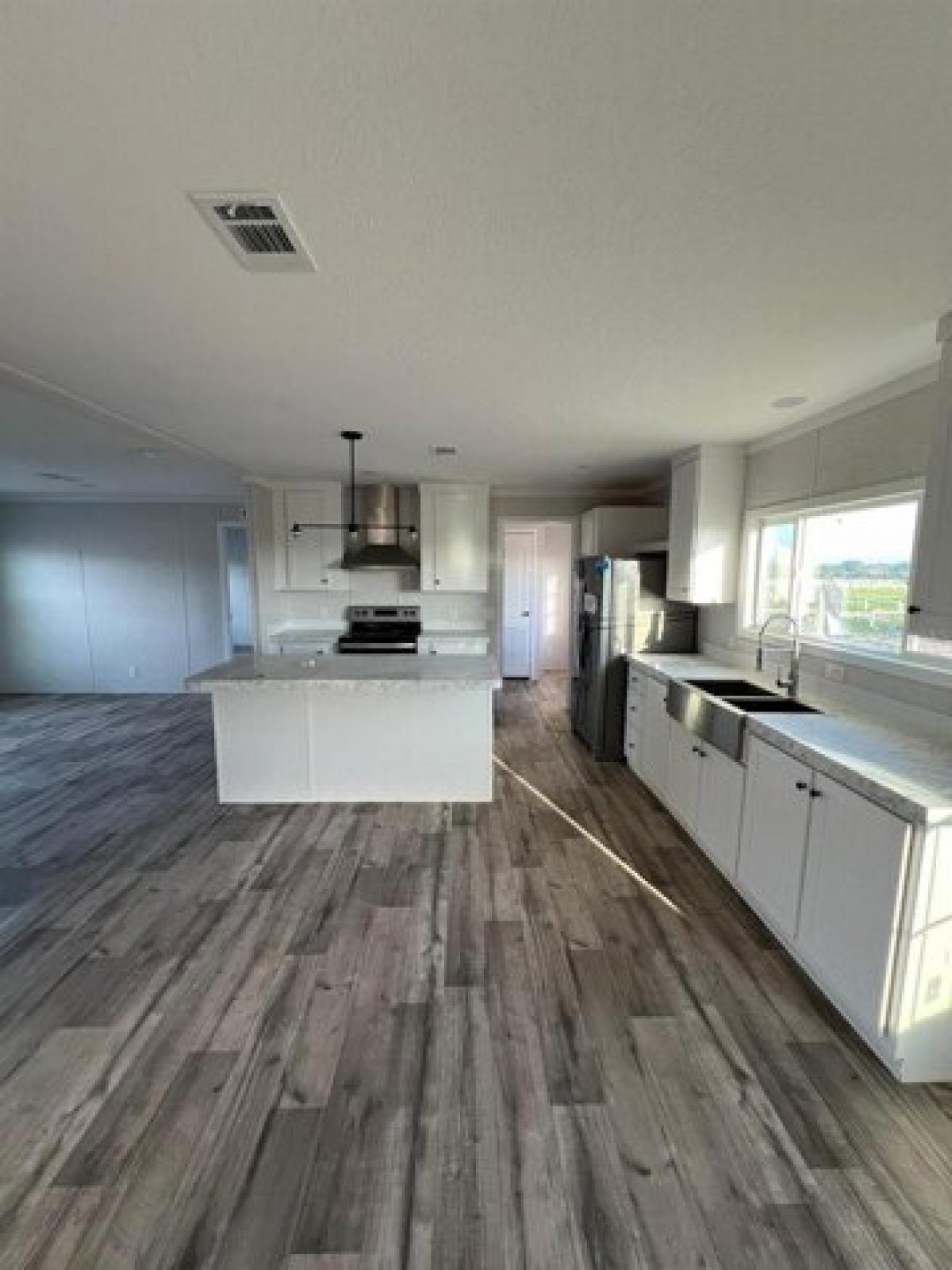 Picture of Home For Sale in Okeechobee, Florida, United States