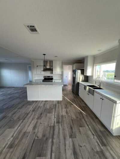 Home For Sale in Okeechobee, Florida