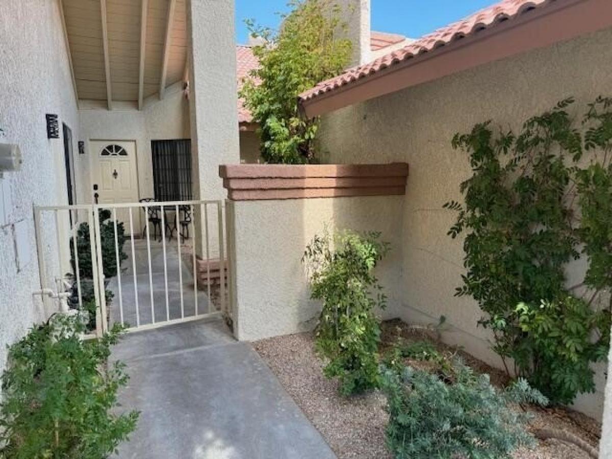 Picture of Home For Rent in Palm Desert, California, United States