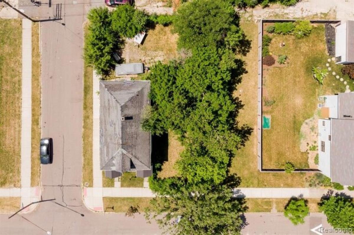 Picture of Residential Land For Sale in Detroit, Michigan, United States