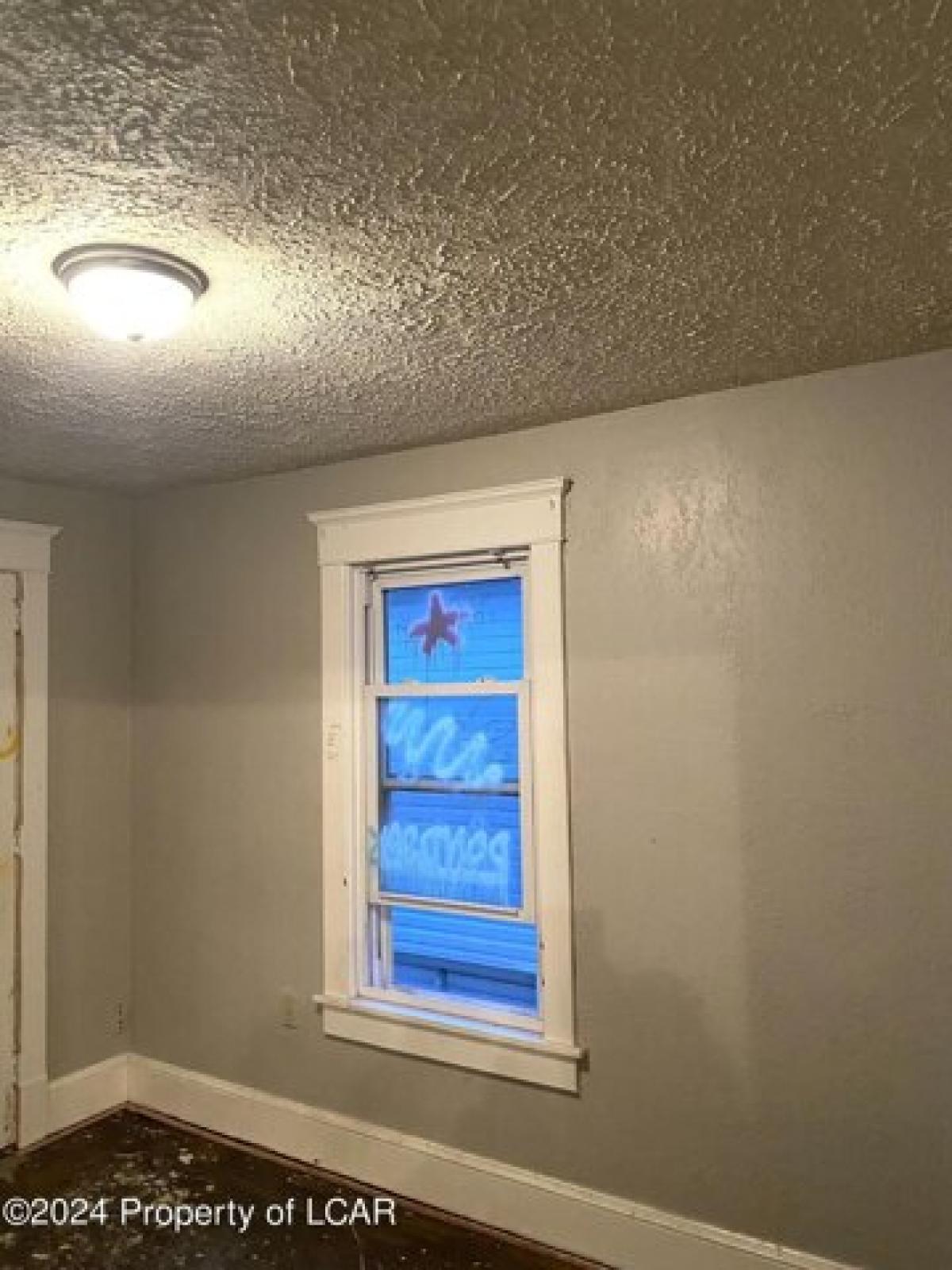 Picture of Home For Sale in Kingston, Pennsylvania, United States