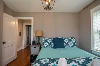 Home For Rent in Saint Petersburg, Florida