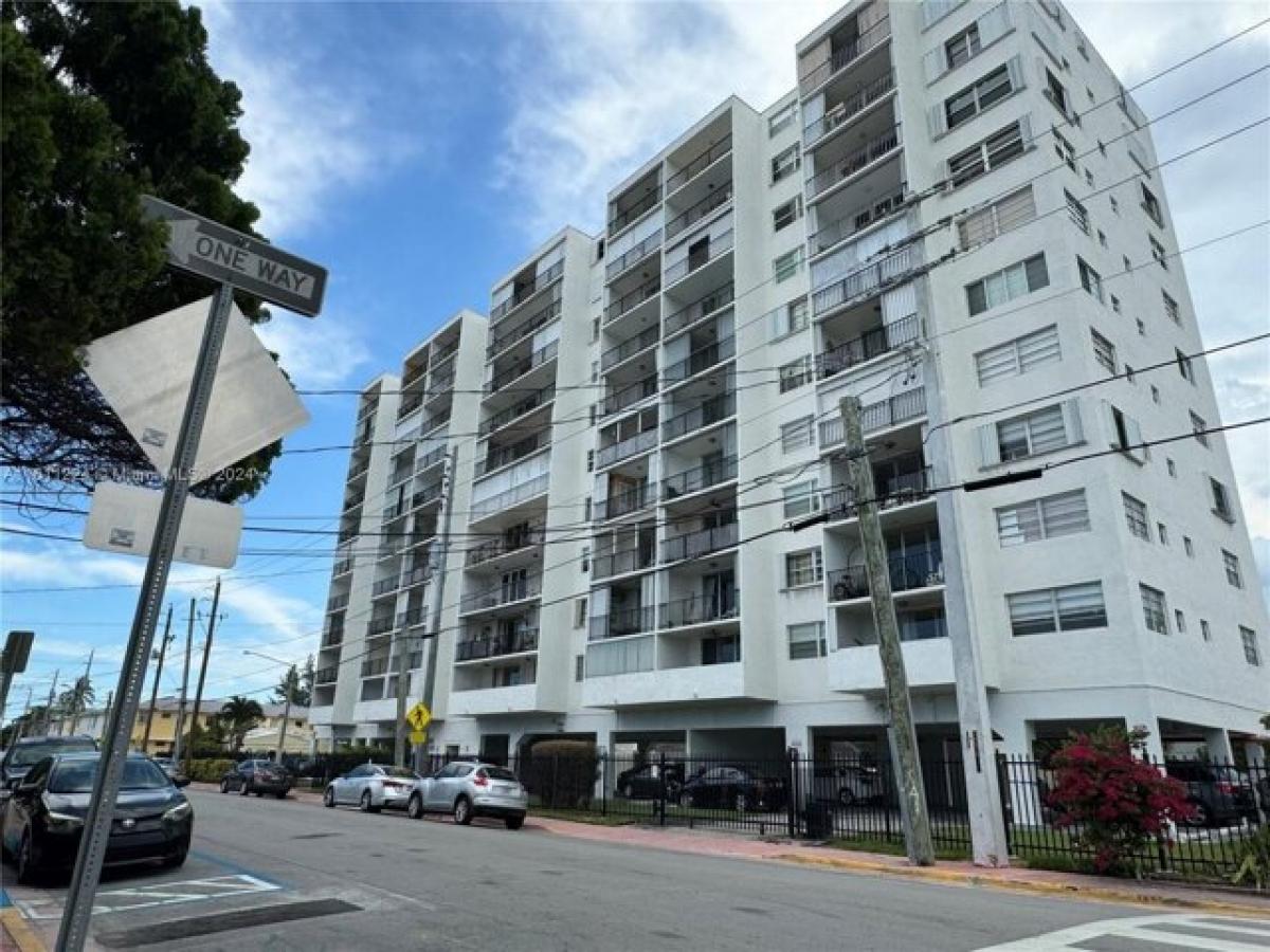 Picture of Home For Sale in Miami Beach, Florida, United States