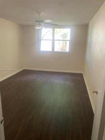 Home For Sale in Doral, Florida